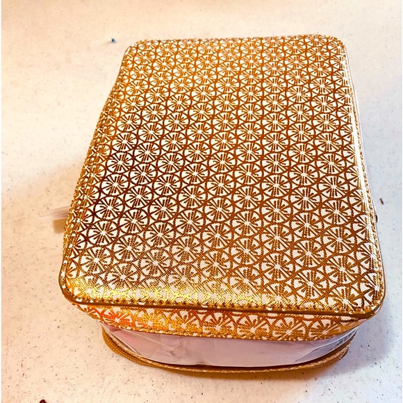 Lilly Pulitzer 🌟Minzer Travel Case NWT ⭐️ - Picture 2 of 8